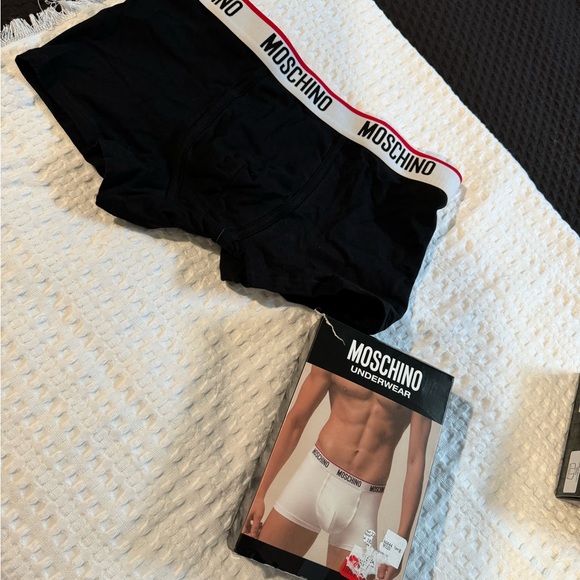 Moschino 6 Pairs Boxer Briefs (Fits Small) - Picture 5 of 6